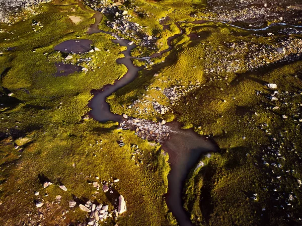 Luchtpanorama Van Een Prachtige Rivier Groene Berg Vallei Uitzicht Top — Stockfoto