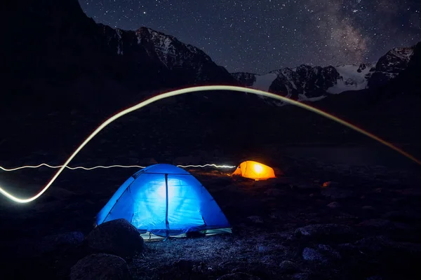 Tente Gants Bleu Jaune Avec Ligne Lumineuse Camping Dans Les — Photo