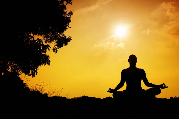 Yoga silhueta meditação — Fotografia de Stock