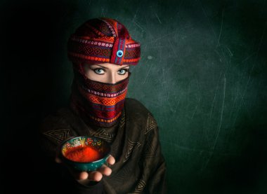 Kadın Türban kırmızı biber