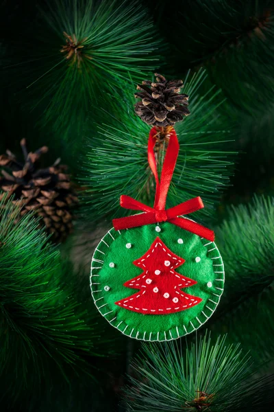 Boule de Noël en feutre — Photo