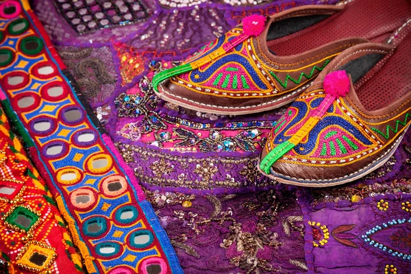 Etnické Rajasthan boty — Stock fotografie