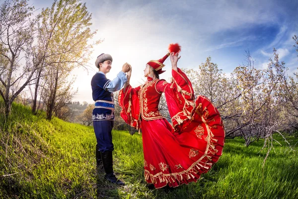 Kazakh dansen — Stockfoto