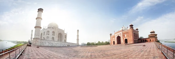 Taj mahal panorama — Stockfoto