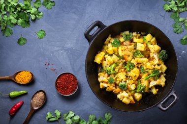 Aloo Gobi Hint yemekleri
