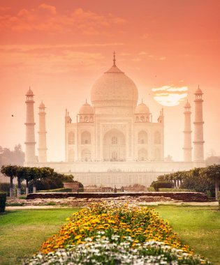 Güzel gün batımı, Taj Mahal Hindistan
