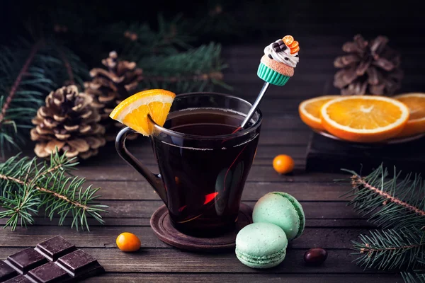 Colher decorativa e doces na época do Natal — Fotografia de Stock