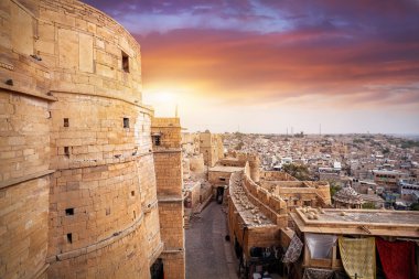 Hindistan'daki Jaisalmer fort gün batımı