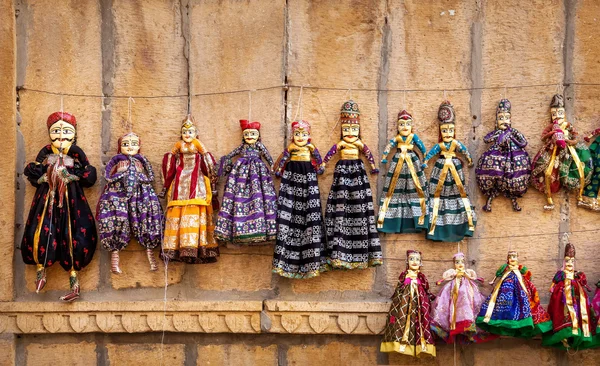 Rajasthan Marionnettes sur le mur — Photo