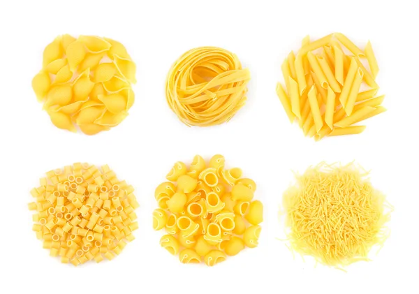 Raccolta di pasta italiana isolata su fondo bianco — Foto Stock