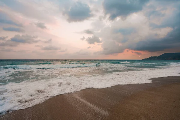 Latar Belakang Laut dan Langit Biru. — Stok Foto