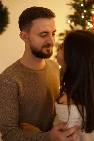 Personas, Navidad, vacaciones y concepto de año nuevo —  Fotos de Stock