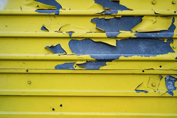 黄色の錫のフェンスのテクスチャの背景 — ストック写真