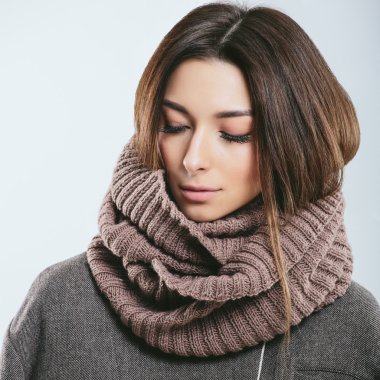 Kış örgü elbiseleri moda kız
