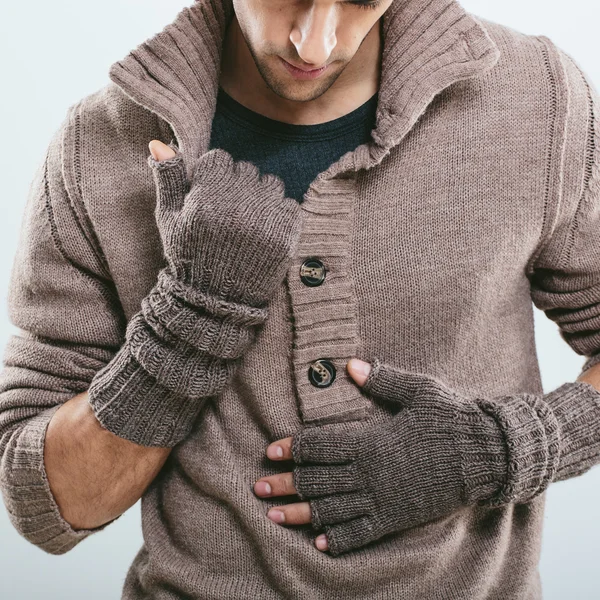 Fashionable man in winter knitted clothes — Stock Photo, Image