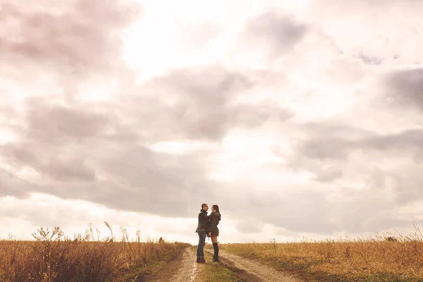 Landscape portrait of young beautiful stylish couple sensual and — Stock Photo, Image