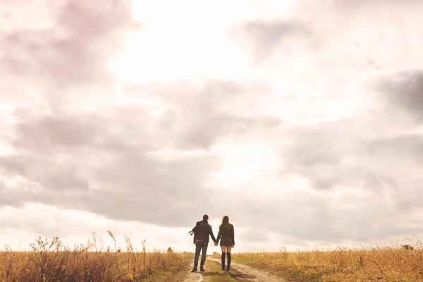 Landscape portrait of young beautiful stylish couple sensual and — Stock Photo, Image