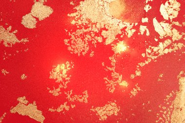 Sarı, yakut kırmızısı ve altın soyut arka plan. Alkol mürekkebi mermer dokusu