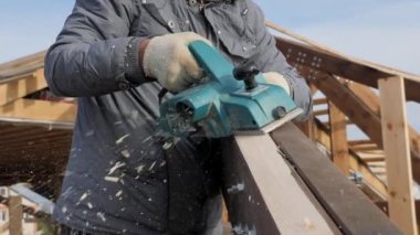 Elektrik planörüyle bir ağaç planlamak.