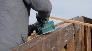 Elektrik planörüyle bir ağaç planlamak.