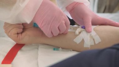Damardan enjeksiyon. Kötü damarlar. Kateterin tıkanması..