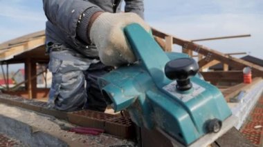 Elektrik planörüyle bir ağaç planlamak.