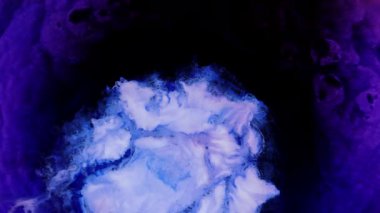 Soyut Sıvı Boyama Dokuları. Görsel efektler ve hareket grafikleri için inanılmaz organik arka plan. Mavi arkaplan.