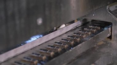 Sterilizasyon hattı. Otomatik meyve suyu koruma hattı. Donanım hata ayıklaması.