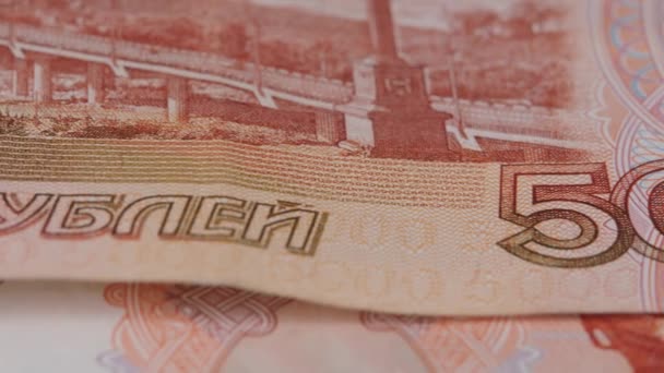 5000 rublos rusos. Montón de billetes de cinco mil rublos rusos. — Vídeos de Stock