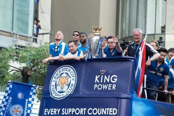 Leicester City celebra el Campeonato de la Liga de Estreno Inglés en Tailandia —  Fotos de Stock