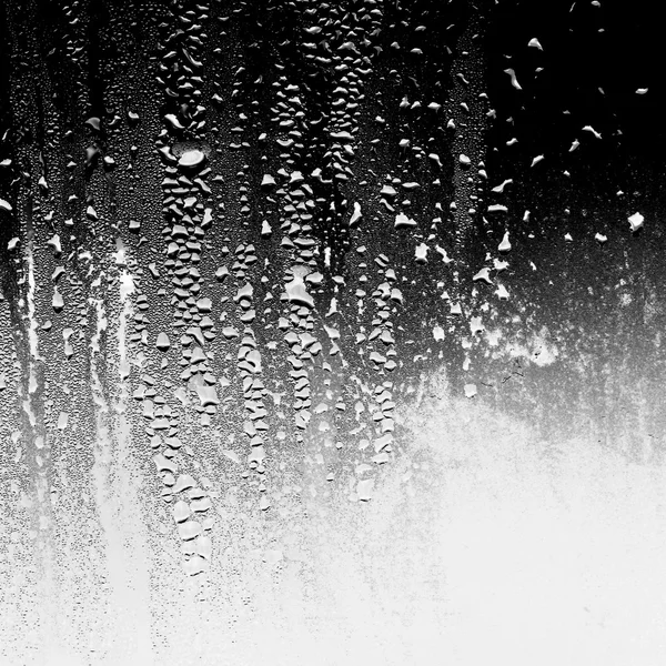 Misted window, texture drops, wet window — стоковое фото