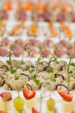 closeup kanepeler ve aperatifler catering için