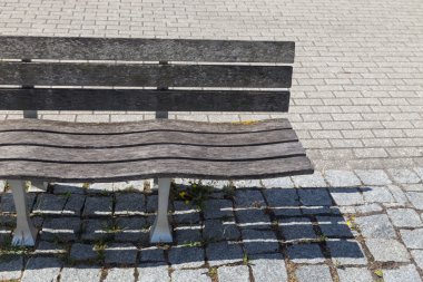 sokakta boş ahşap Bank