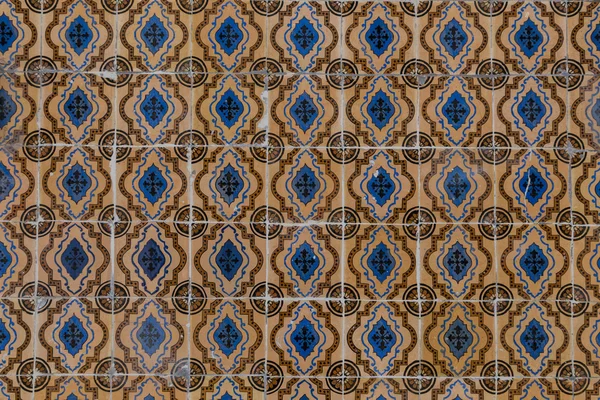 Traditional azulejos tiles on facade — Stock Photo, Image