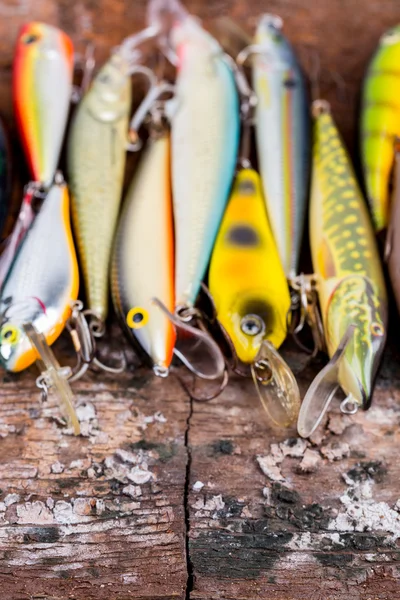 Enfoque selectivo primer plano cebo de pesca wobbler —  Fotos de Stock