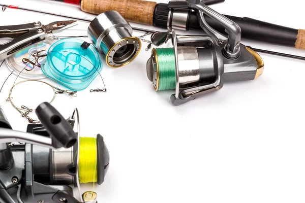 Balık tutma ele - rod, makara, çizgi ve lures