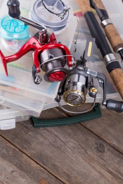 Balıkçılık halat takımı ve lures, yemler saklama kutuları