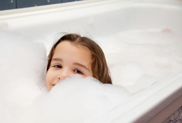 Little girl in bath — Stock Photo, Image