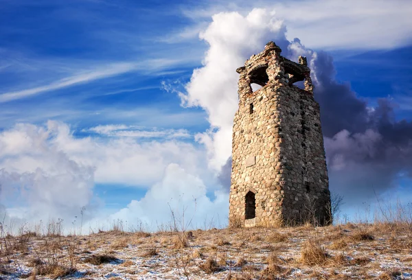 Velha torre de vigia no dia de inverno — Fotografia de Stock