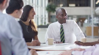 iş grubu office fikirleri tartışmak