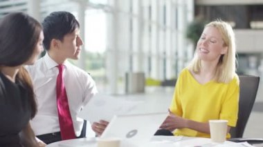 iş kadını meslektaşları için sunu