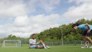  futbol oyuncuları top becerileri gösterilen