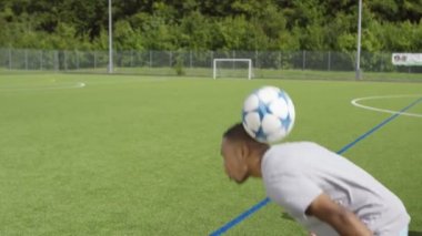  futbol oyuncuları top becerileri gösterilen