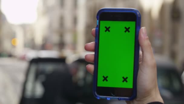 スマート フォンを使用して手 — ストック動画