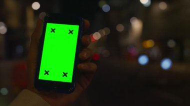  bir smartphone kullanarak ele 