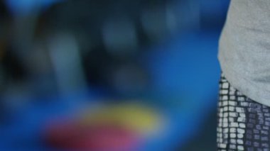 kadın halterci eğitim ağırlıkları ile