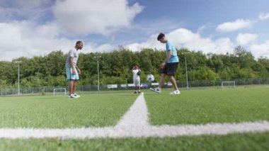  futbol oyuncuları top becerileri gösterilen