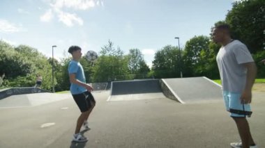  futbol oyuncuları top becerileri gösterilen