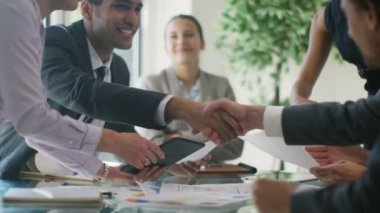  iş grubu sıkışalım