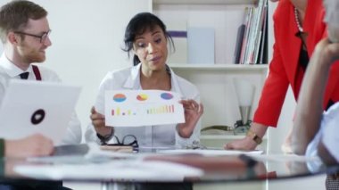 İş grubu şirket rakamları üzerinden arıyor